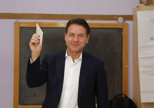 El candidato del Movimiento 5 Estrellas, Giuseppe Conte, ha votado en Roma. EFE